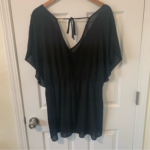 Torrid (Size 3) Black Sheer Top with Cinched Waist - Picture 3 of 6